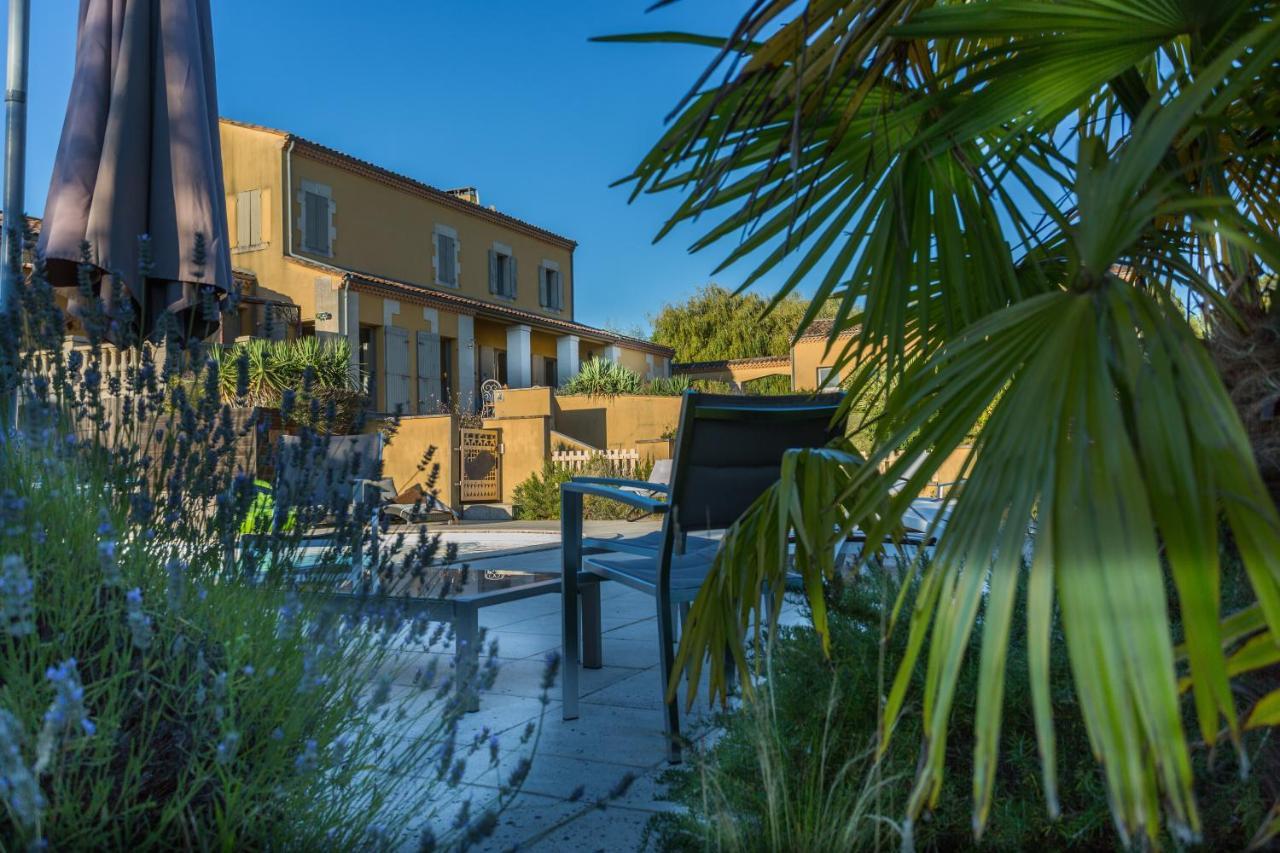 Bed and Breakfast La Marviniere Saint-Bonnet-sur-Gironde Exterior foto